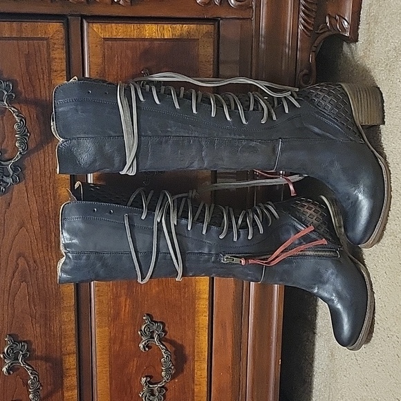 Freebird by Steven - Picture 2 of 12